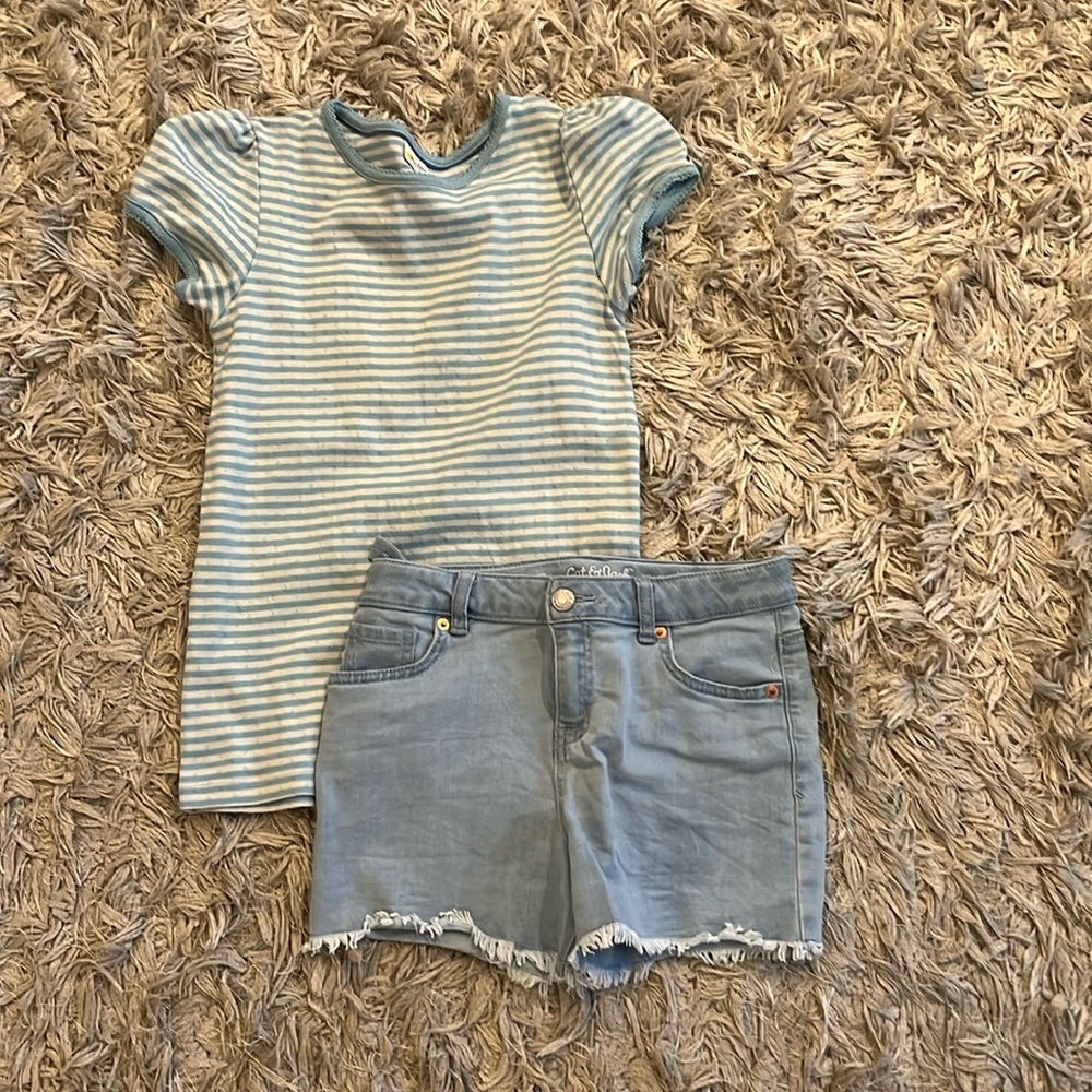 Like new Jean shorts. Size 10-12